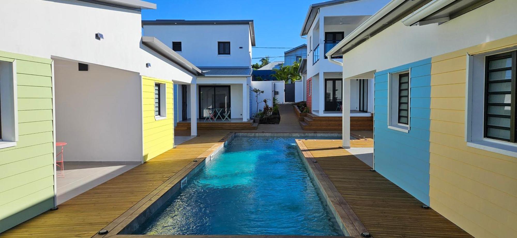 Paradise City Break Saint Pierre Exterior photo